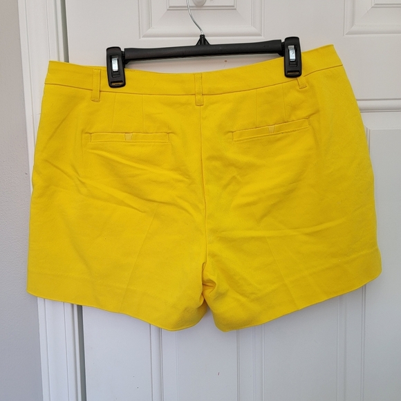 NWT Tahari Yellow Gold Canary Womens Twill Shorts Colorful Summer Size 14 - Picture 3 of 11